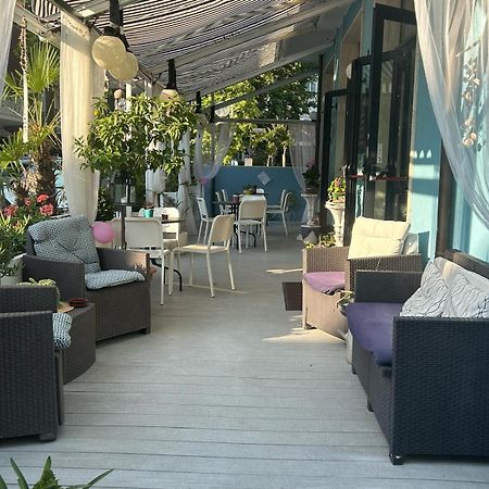 Bed And Breakfast Villa Giovanna Rimini Exterior foto