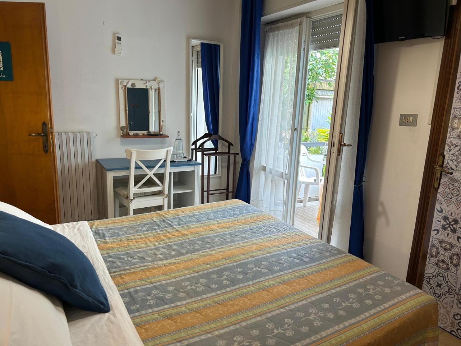 Bed And Breakfast Villa Giovanna Rimini Exterior foto